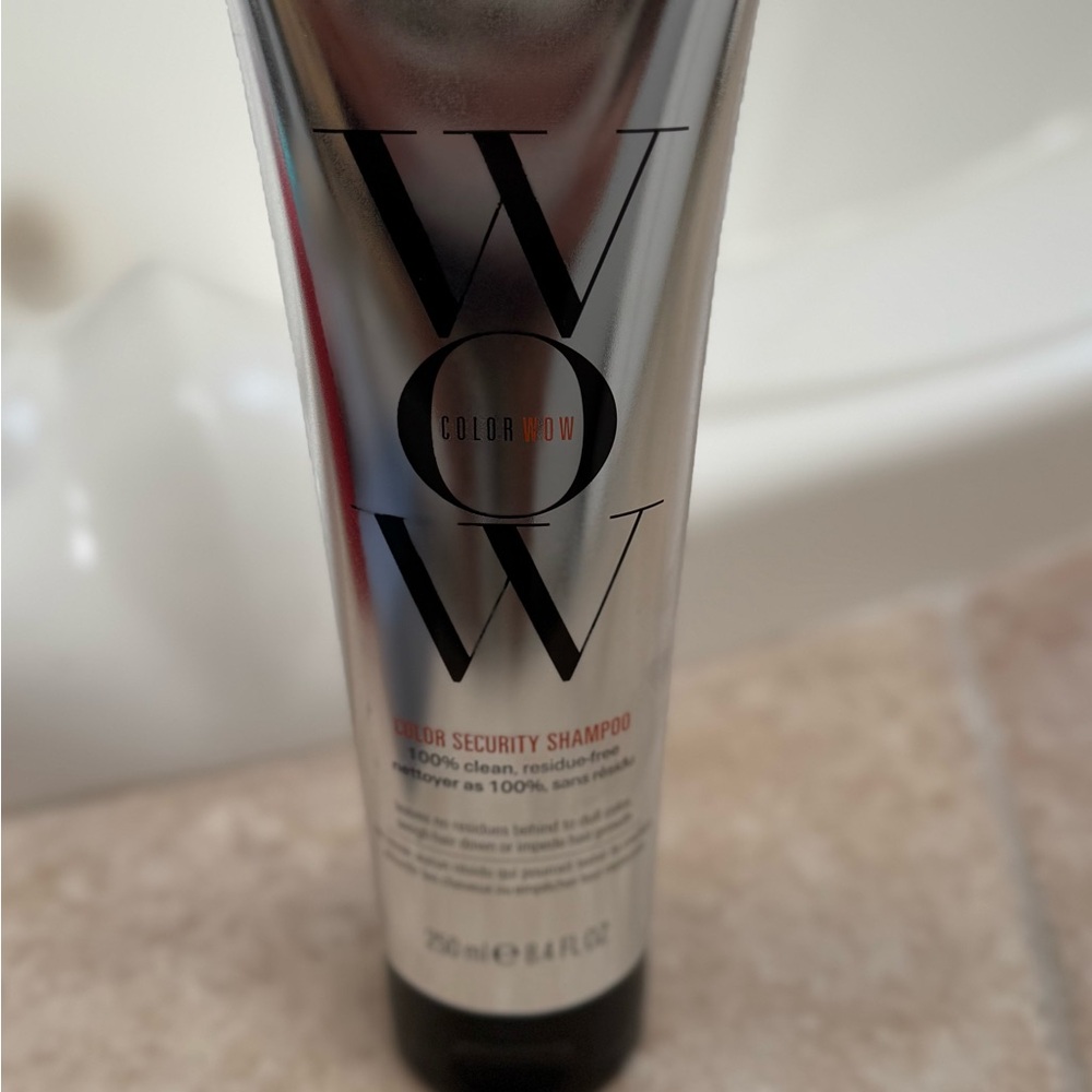 Color Wow Color Security Conditioner — Silver